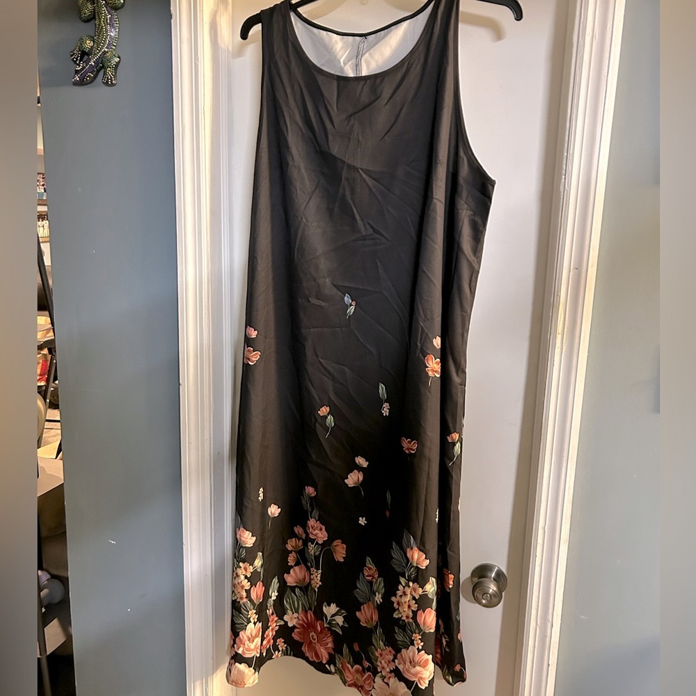 SHEIN 2x black satin feel lightweight dress